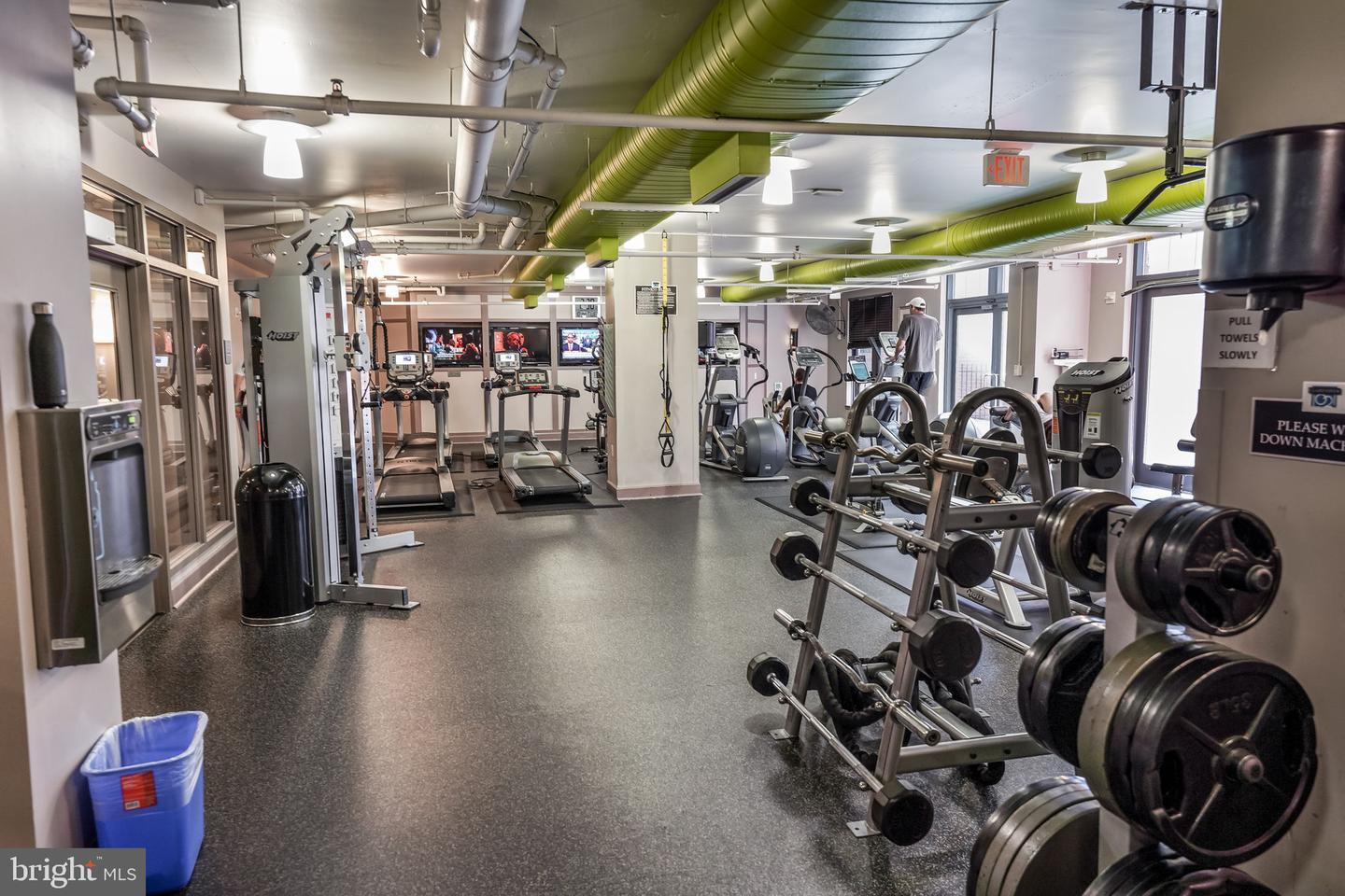 1021 N GARFIELD ST #233, ARLINGTON, Virginia 22201, 1 Bedroom Bedrooms, ,1 BathroomBathrooms,Residential,For sale,1021 N GARFIELD ST #233,VAAR2066274 MLS # VAAR2066274 1021 N GARFIELD ST #233, ARLINGTON, Virginia 22201, 1 Bedroom Bedrooms, ,1 BathroomBathrooms,Residential,For sale,1021 N GARFIELD ST #233,VAAR2066274 MLS # VAAR2066274