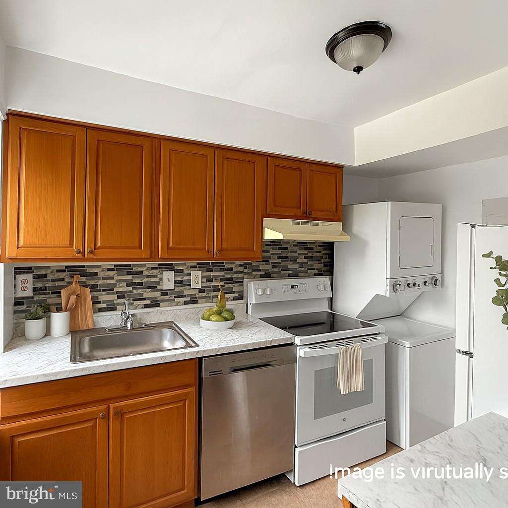 2103 FORT DAVIS ST SE #A, WASHINGTON, District Of Columbia 20020, 2 Bedrooms Bedrooms, ,1 BathroomBathrooms,Residential,For sale,2103 FORT DAVIS ST SE #A,DCDC2232522 MLS # DCDC2232522