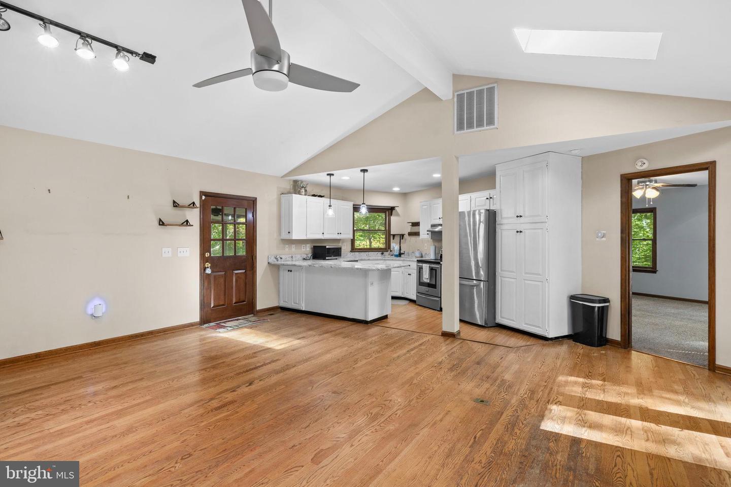 6025 WINSTON PL, KING GEORGE, Virginia 22485, 3 Bedrooms Bedrooms, 6 Rooms Rooms,3 BathroomsBathrooms,Residential,For sale,6025 WINSTON PL,VAKG2007294 MLS # VAKG2007294 6025 WINSTON PL, KING GEORGE, Virginia 22485, 3 Bedrooms Bedrooms, 6 Rooms Rooms,3 BathroomsBathrooms,Residential,For sale,6025 WINSTON PL,VAKG2007294 MLS # VAKG2007294