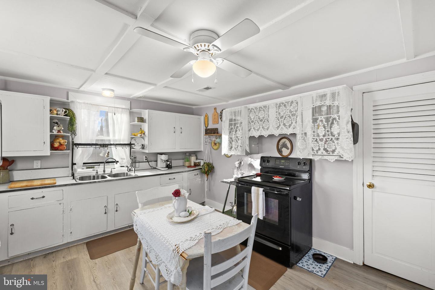 9208 SPERRYVILLE PIKE, CULPEPER, Virginia 22701, 2 Bedrooms Bedrooms, ,1 BathroomBathrooms,Residential,For sale,9208 SPERRYVILLE PIKE,VACU2012122 MLS # VACU2012122