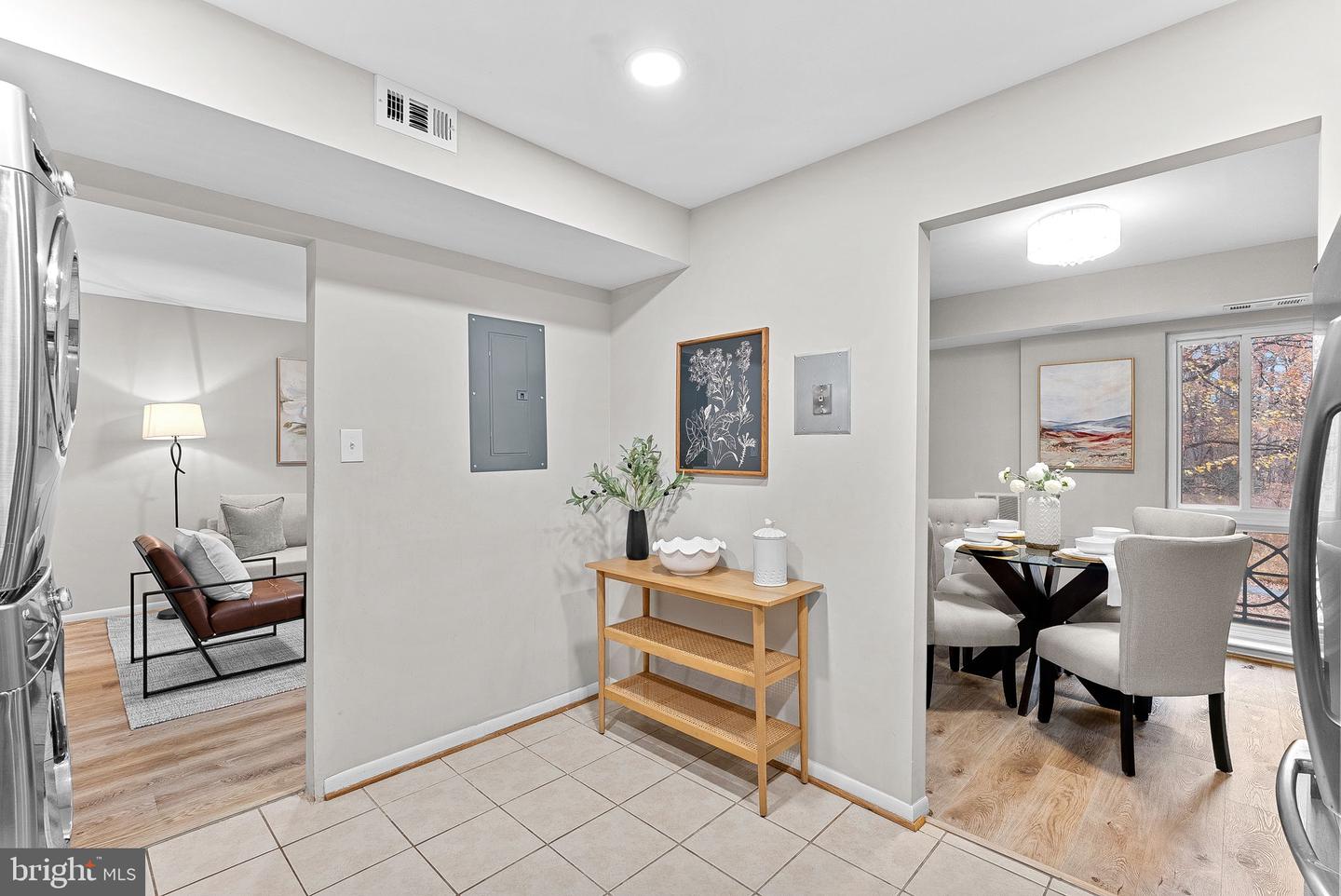 11808 BRETON CT #12C, RESTON, Virginia 20191, 2 Bedrooms Bedrooms, 4 Rooms Rooms,1 BathroomBathrooms,Residential,For sale,11808 BRETON CT #12C,VAFX2279866 MLS # VAFX2279866 11808 BRETON CT #12C, RESTON, Virginia 20191, 2 Bedrooms Bedrooms, 4 Rooms Rooms,1 BathroomBathrooms,Residential,For sale,11808 BRETON CT #12C,VAFX2279866 MLS # VAFX2279866