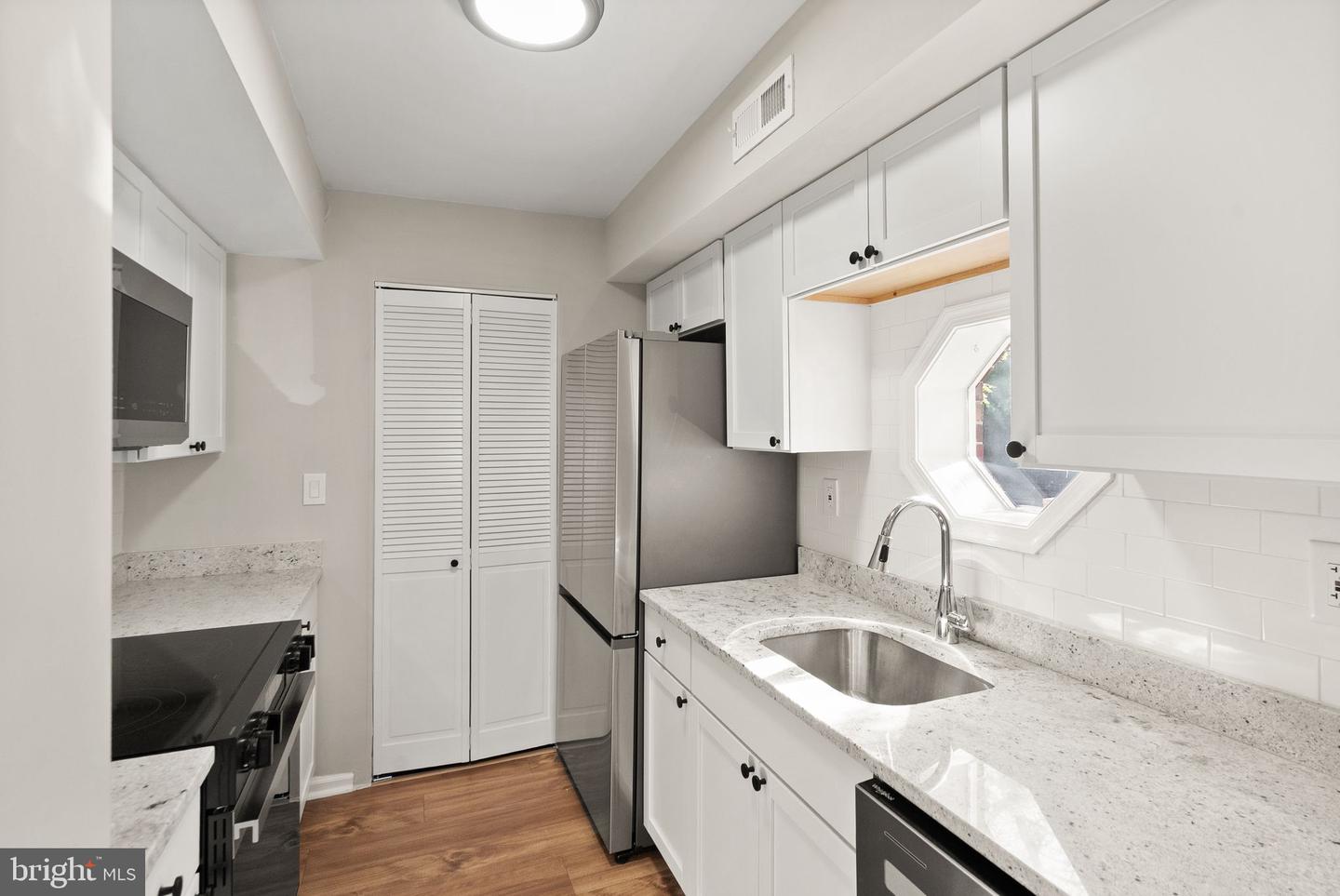 2592-G S ARLINGTON MILL DR #7, ARLINGTON, Virginia 22206, 1 Bedroom Bedrooms, ,1 BathroomBathrooms,Residential,For sale,2592-G S ARLINGTON MILL DR #7,VAAR2066284 MLS # VAAR2066284