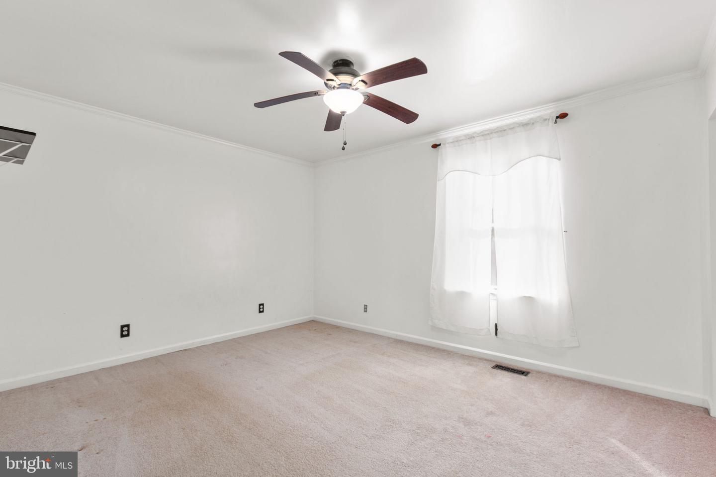 43 DALE DR, COLONIAL BEACH, Virginia 22443, 2 Bedrooms Bedrooms, ,1 BathroomBathrooms,Residential,For sale,43 DALE DR,VAWE2010148 MLS # VAWE2010148