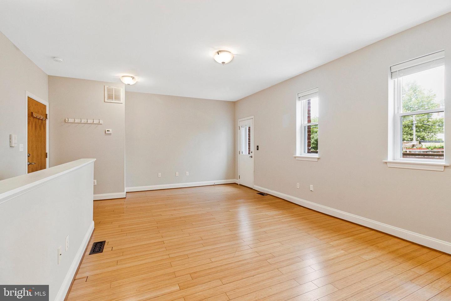 3318 SHERMAN AVE NW #104, WASHINGTON, District Of Columbia 20010, 2 Bedrooms Bedrooms, ,1 BathroomBathrooms,Residential,For sale,3318 SHERMAN AVE NW #104,DCDC2232548 MLS # DCDC2232548