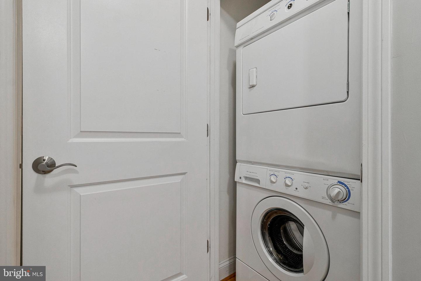 3318 SHERMAN AVE NW #104, WASHINGTON, District Of Columbia 20010, 2 Bedrooms Bedrooms, ,1 BathroomBathrooms,Residential,For sale,3318 SHERMAN AVE NW #104,DCDC2232548 MLS # DCDC2232548