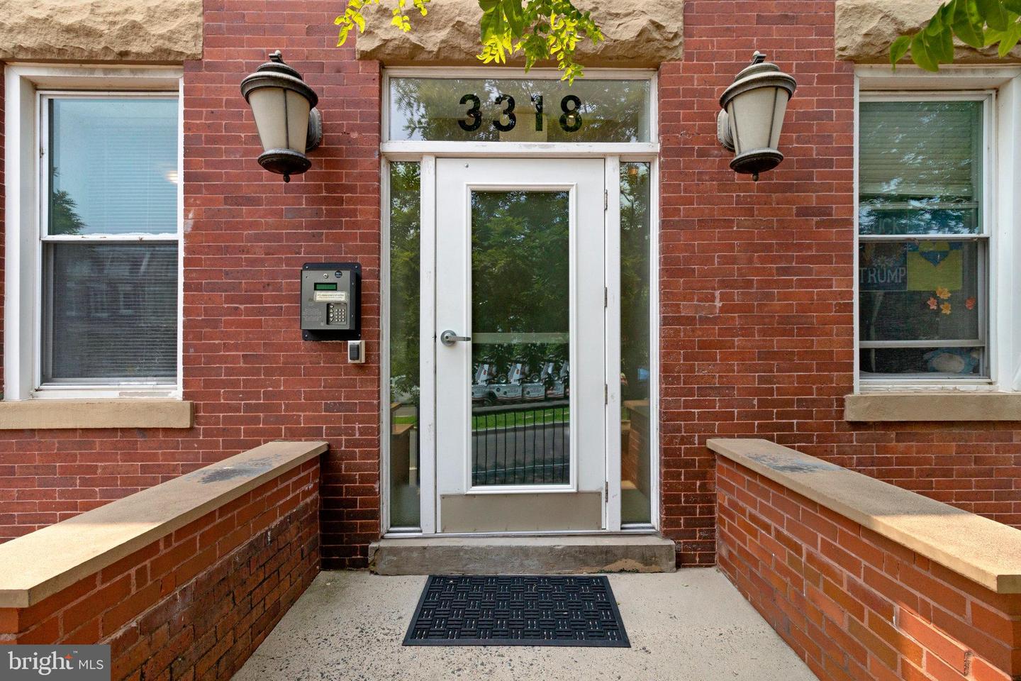 3318 SHERMAN AVE NW #104, WASHINGTON, District Of Columbia 20010, 2 Bedrooms Bedrooms, ,1 BathroomBathrooms,Residential,For sale,3318 SHERMAN AVE NW #104,DCDC2232548 MLS # DCDC2232548