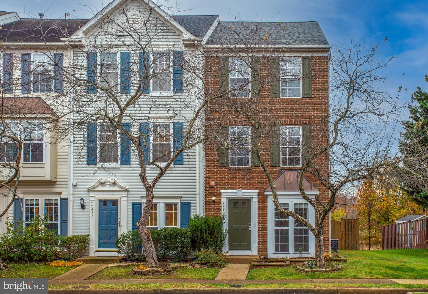 44231 LITCHFIELD TER, ASHBURN, Virginia 20147, 3 Bedrooms Bedrooms, ,2 BathroomsBathrooms,Residential,For sale,44231 LITCHFIELD TER,VALO2111440 MLS # VALO2111440