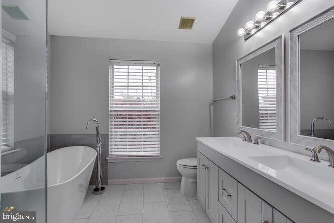 44231 LITCHFIELD TER, ASHBURN, Virginia 20147, 3 Bedrooms Bedrooms, ,2 BathroomsBathrooms,Residential,For sale,44231 LITCHFIELD TER,VALO2111440 MLS # VALO2111440