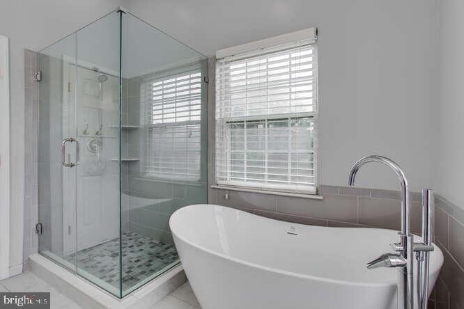 44231 LITCHFIELD TER, ASHBURN, Virginia 20147, 3 Bedrooms Bedrooms, ,2 BathroomsBathrooms,Residential,For sale,44231 LITCHFIELD TER,VALO2111440 MLS # VALO2111440