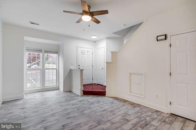 44231 LITCHFIELD TER, ASHBURN, Virginia 20147, 3 Bedrooms Bedrooms, ,2 BathroomsBathrooms,Residential,For sale,44231 LITCHFIELD TER,VALO2111440 MLS # VALO2111440