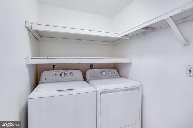 44231 LITCHFIELD TER, ASHBURN, Virginia 20147, 3 Bedrooms Bedrooms, ,2 BathroomsBathrooms,Residential,For sale,44231 LITCHFIELD TER,VALO2111440 MLS # VALO2111440