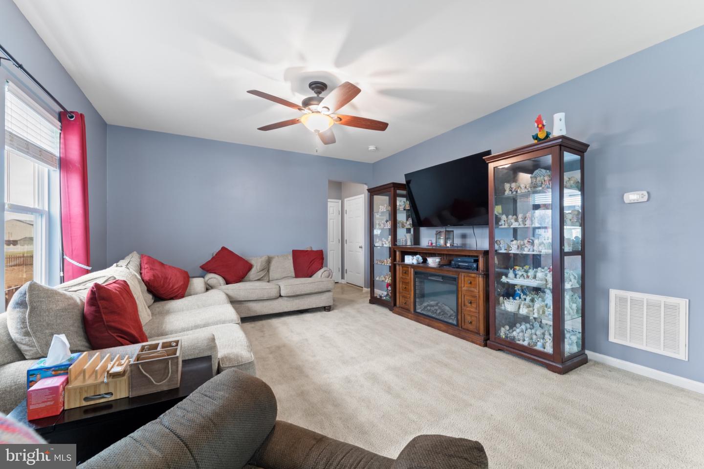 78 CHARTER GATE DR, FREDERICKSBURG, Virginia 22406, 5 Bedrooms Bedrooms, ,3 BathroomsBathrooms,Residential,For sale,78 CHARTER GATE DR,VAST2044356 MLS # VAST2044356