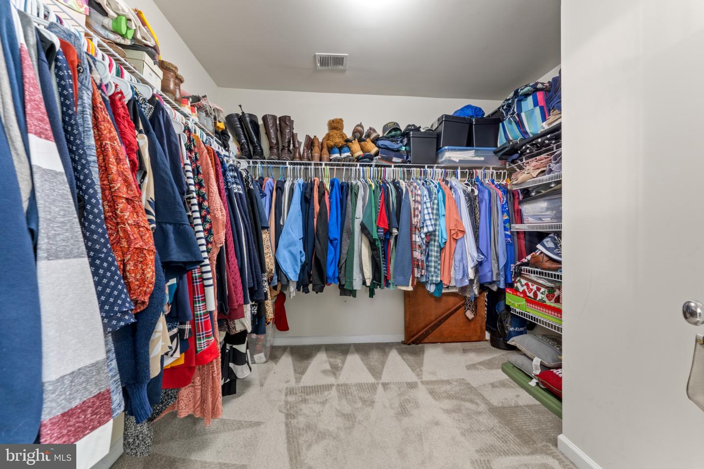 78 CHARTER GATE DR, FREDERICKSBURG, Virginia 22406, 5 Bedrooms Bedrooms, ,3 BathroomsBathrooms,Residential,For sale,78 CHARTER GATE DR,VAST2044356 MLS # VAST2044356