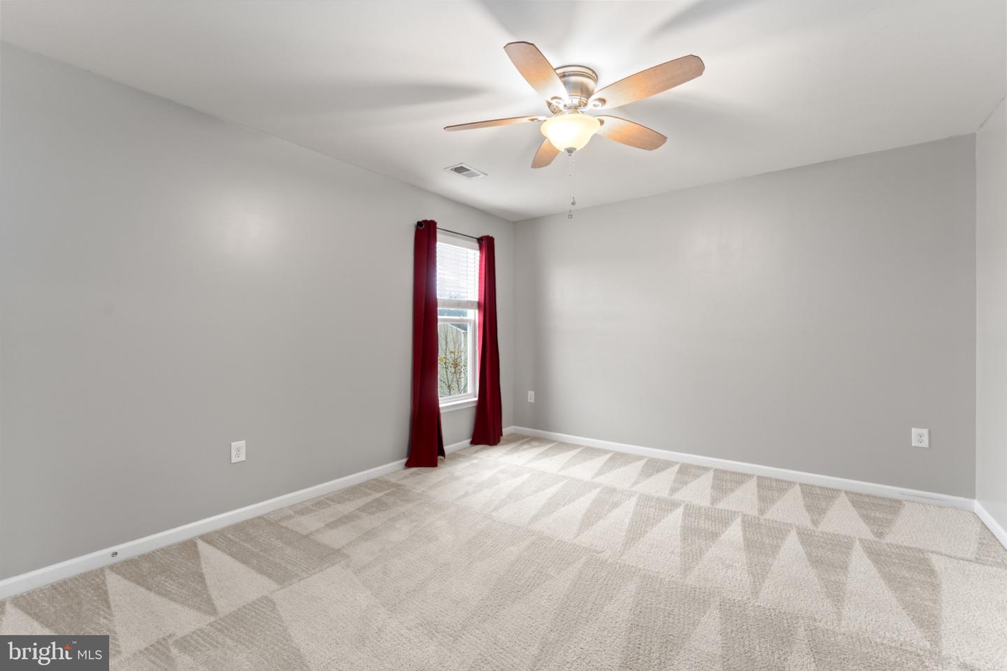 78 CHARTER GATE DR, FREDERICKSBURG, Virginia 22406, 5 Bedrooms Bedrooms, ,3 BathroomsBathrooms,Residential,For sale,78 CHARTER GATE DR,VAST2044356 MLS # VAST2044356