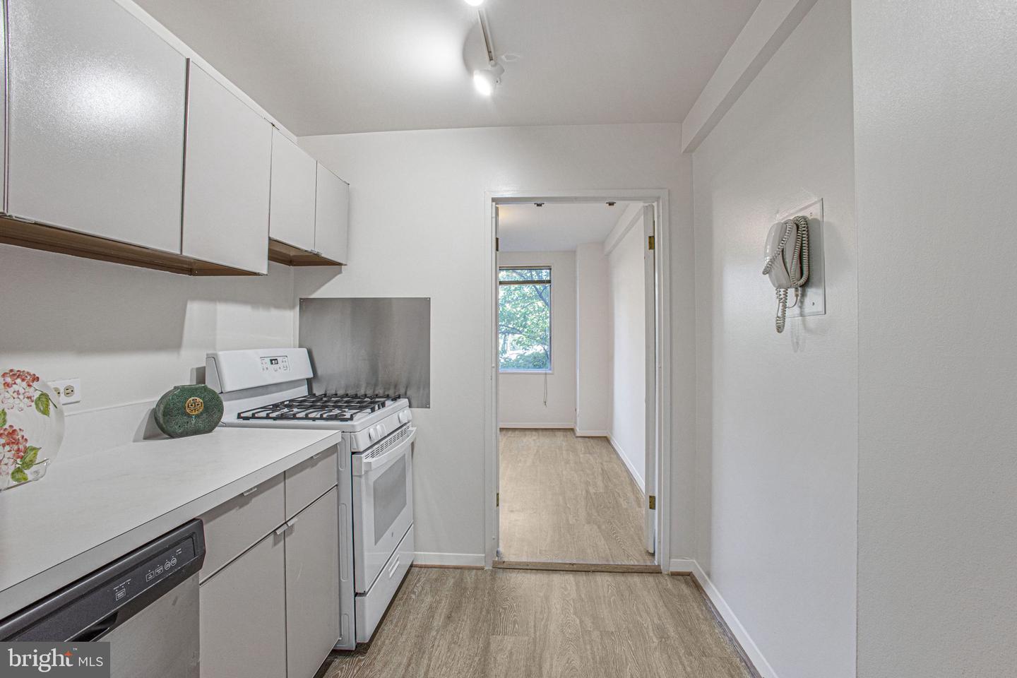 1200 N NASH ST #263, ARLINGTON, Virginia 22209, 1 Bedroom Bedrooms, ,1 BathroomBathrooms,Residential,For sale,1200 N NASH ST #263,VAAR2066288 MLS # VAAR2066288