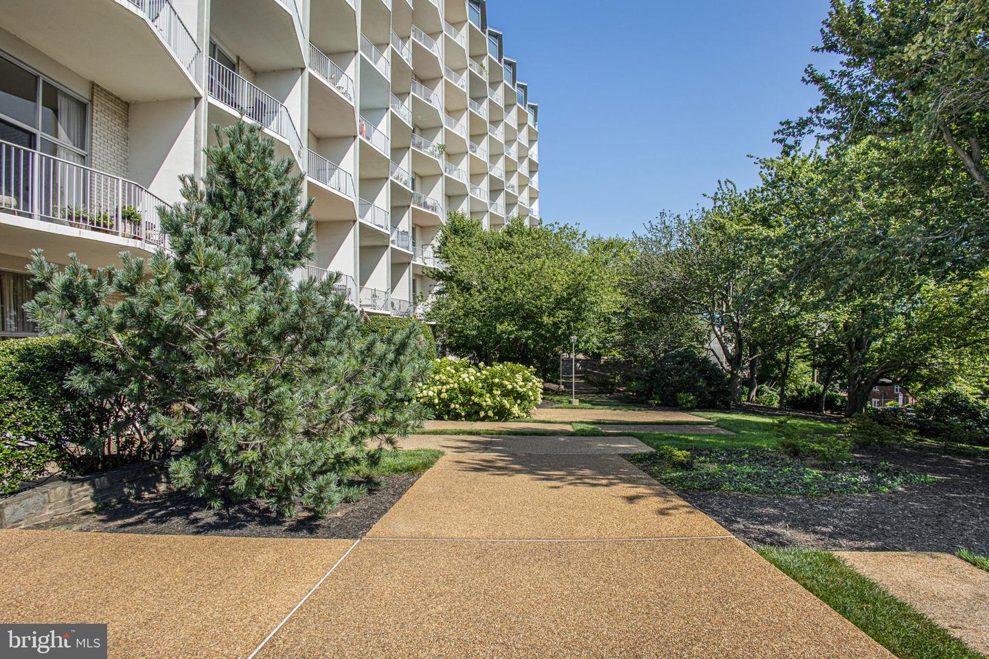 1200 N NASH ST #263, ARLINGTON, Virginia 22209, 1 Bedroom Bedrooms, ,1 BathroomBathrooms,Residential,For sale,1200 N NASH ST #263,VAAR2066288 MLS # VAAR2066288