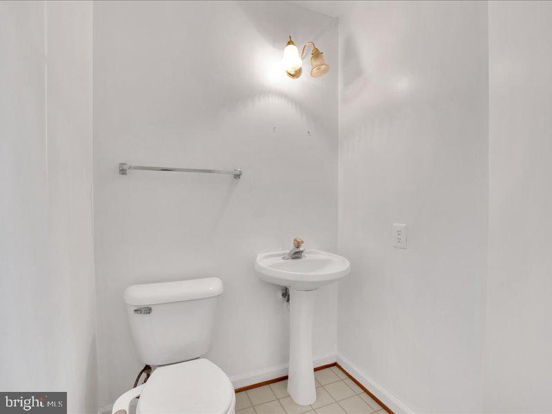 6358 RACETEC PL, SPRINGFIELD, Virginia 22150, 3 Bedrooms Bedrooms, ,2 BathroomsBathrooms,Residential,For sale,6358 RACETEC PL,VAFX2279828 MLS # VAFX2279828 6358 RACETEC PL, SPRINGFIELD, Virginia 22150, 3 Bedrooms Bedrooms, ,2 BathroomsBathrooms,Residential,For sale,6358 RACETEC PL,VAFX2279828 MLS # VAFX2279828