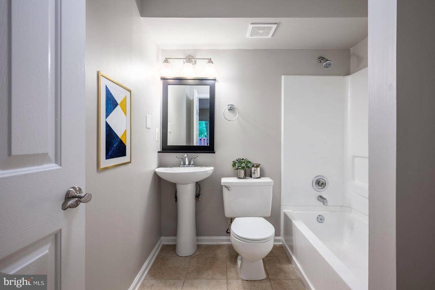 5102 SPRING BRANCH BLVD, DUMFRIES, Virginia 22025, 3 Bedrooms Bedrooms, ,3 BathroomsBathrooms,Residential,For sale,5102 SPRING BRANCH BLVD,VAPW2108090 MLS # VAPW2108090