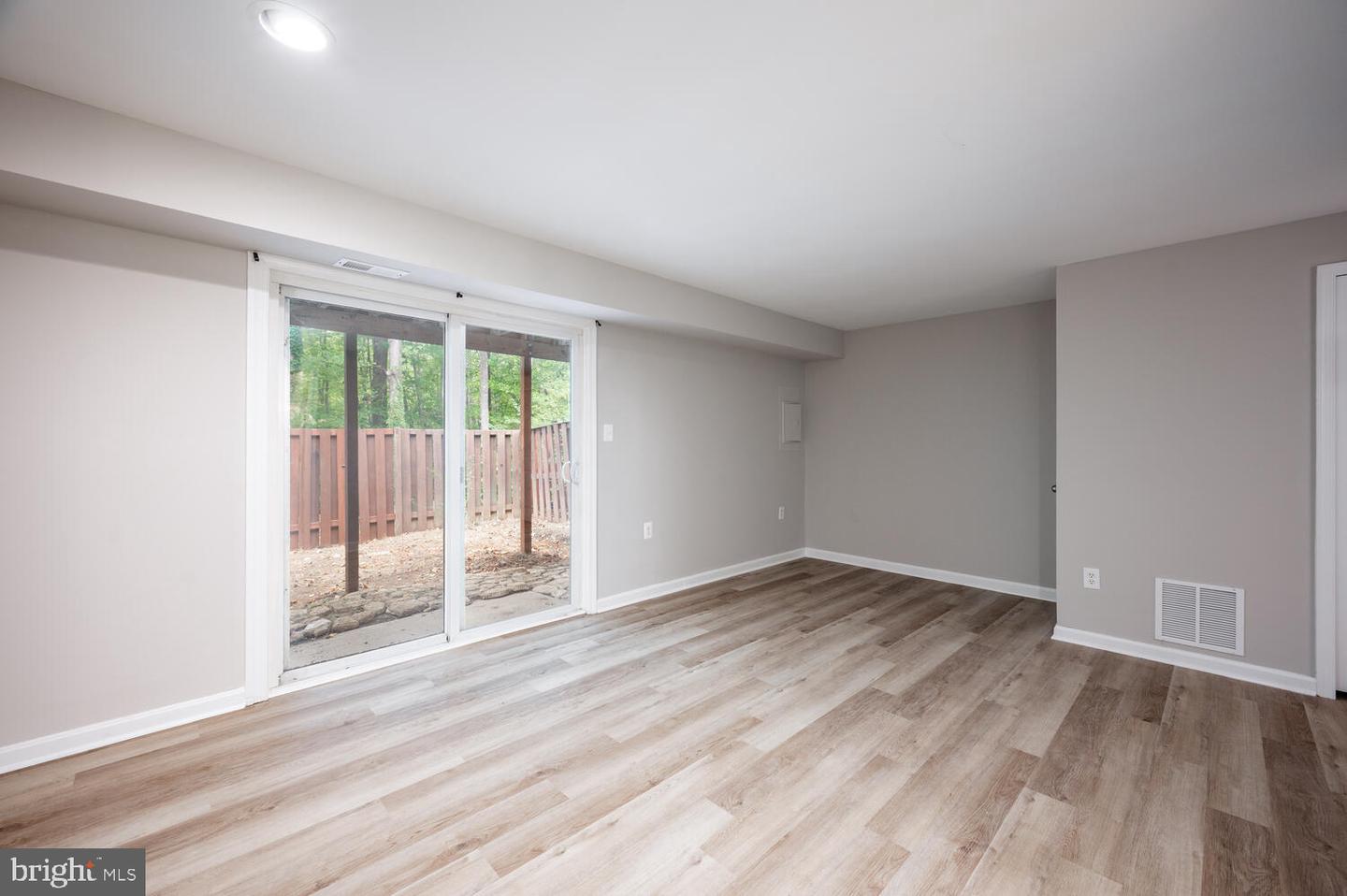 5102 SPRING BRANCH BLVD, DUMFRIES, Virginia 22025, 3 Bedrooms Bedrooms, ,3 BathroomsBathrooms,Residential,For sale,5102 SPRING BRANCH BLVD,VAPW2108090 MLS # VAPW2108090