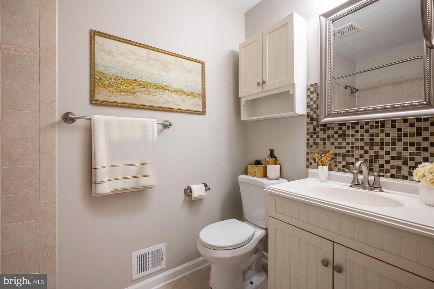 5102 SPRING BRANCH BLVD, DUMFRIES, Virginia 22025, 3 Bedrooms Bedrooms, ,3 BathroomsBathrooms,Residential,For sale,5102 SPRING BRANCH BLVD,VAPW2108090 MLS # VAPW2108090