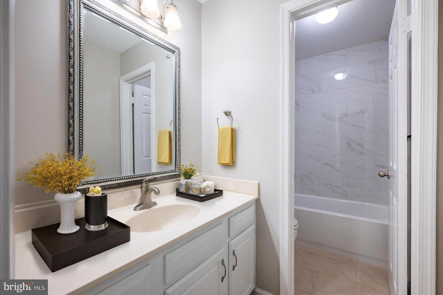 5102 SPRING BRANCH BLVD, DUMFRIES, Virginia 22025, 3 Bedrooms Bedrooms, ,3 BathroomsBathrooms,Residential,For sale,5102 SPRING BRANCH BLVD,VAPW2108090 MLS # VAPW2108090