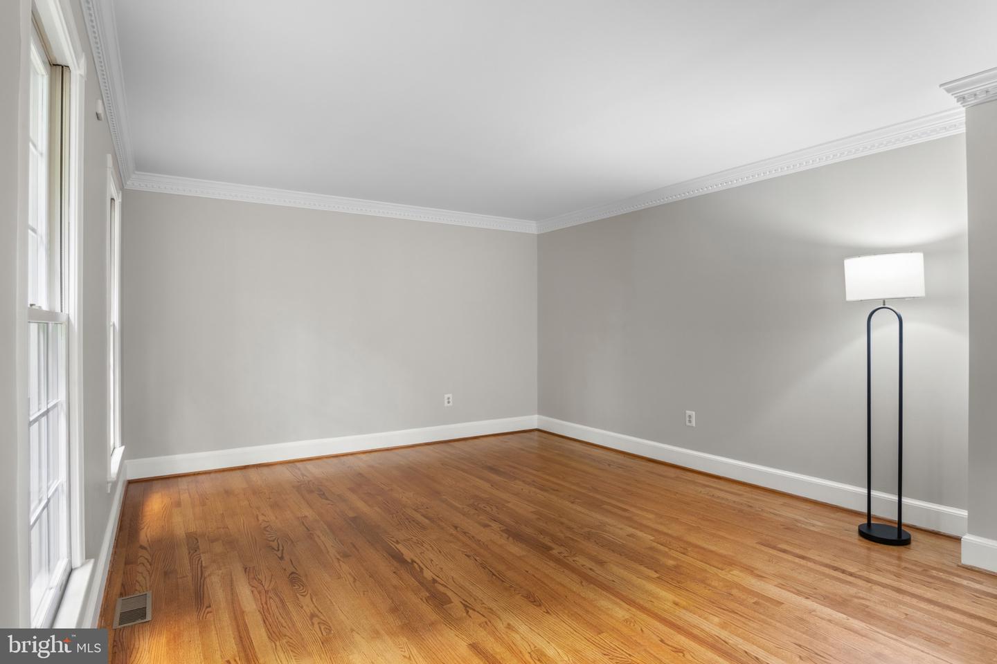 10201 LEATHERLEAF CT, MANASSAS, Virginia 20111, 5 Bedrooms Bedrooms, ,5 BathroomsBathrooms,Residential,For sale,10201 LEATHERLEAF CT,VAPW2108092 MLS # VAPW2108092