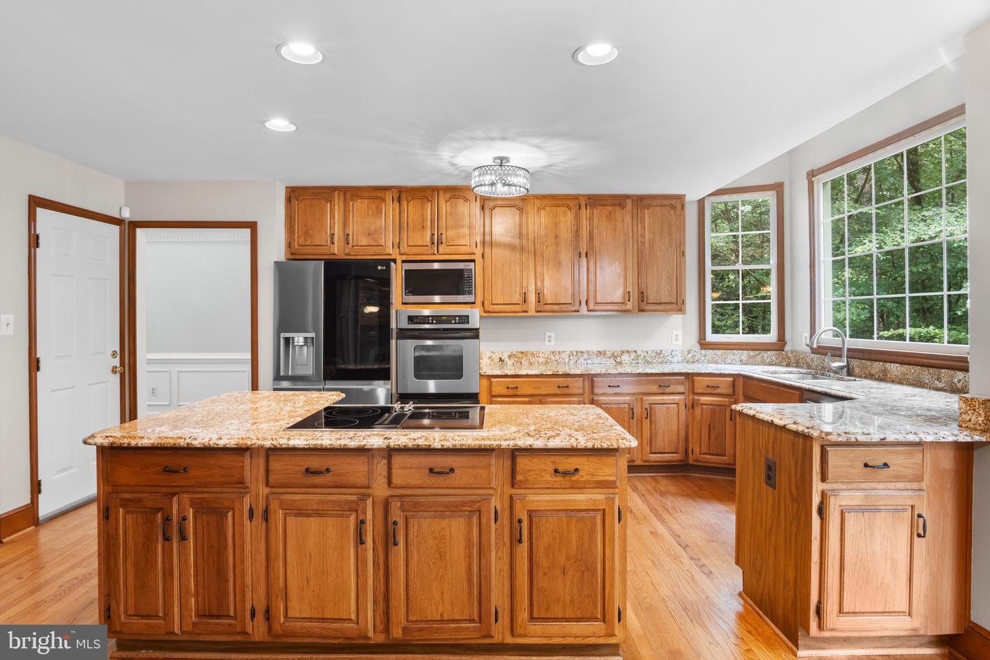 10201 LEATHERLEAF CT, MANASSAS, Virginia 20111, 5 Bedrooms Bedrooms, ,5 BathroomsBathrooms,Residential,For sale,10201 LEATHERLEAF CT,VAPW2108092 MLS # VAPW2108092