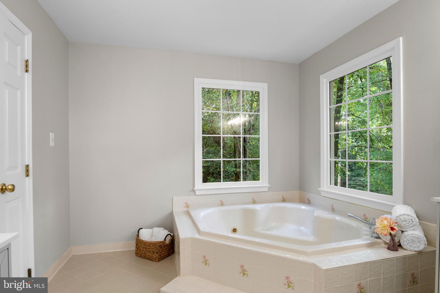 10201 LEATHERLEAF CT, MANASSAS, Virginia 20111, 5 Bedrooms Bedrooms, ,5 BathroomsBathrooms,Residential,For sale,10201 LEATHERLEAF CT,VAPW2108092 MLS # VAPW2108092