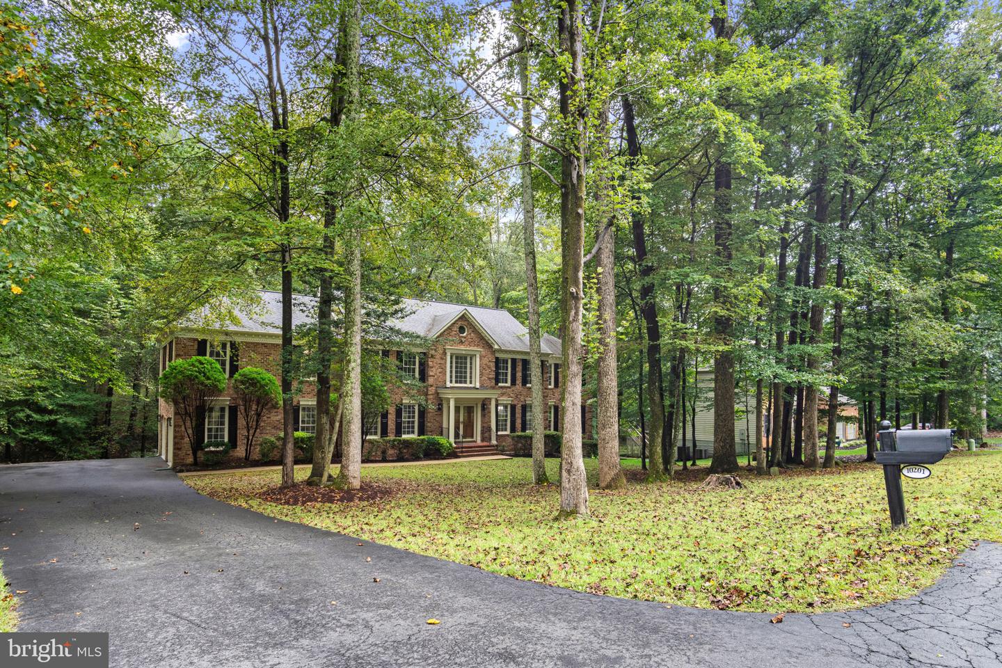 10201 LEATHERLEAF CT, MANASSAS, Virginia 20111, 5 Bedrooms Bedrooms, ,5 BathroomsBathrooms,Residential,For sale,10201 LEATHERLEAF CT,VAPW2108092 MLS # VAPW2108092