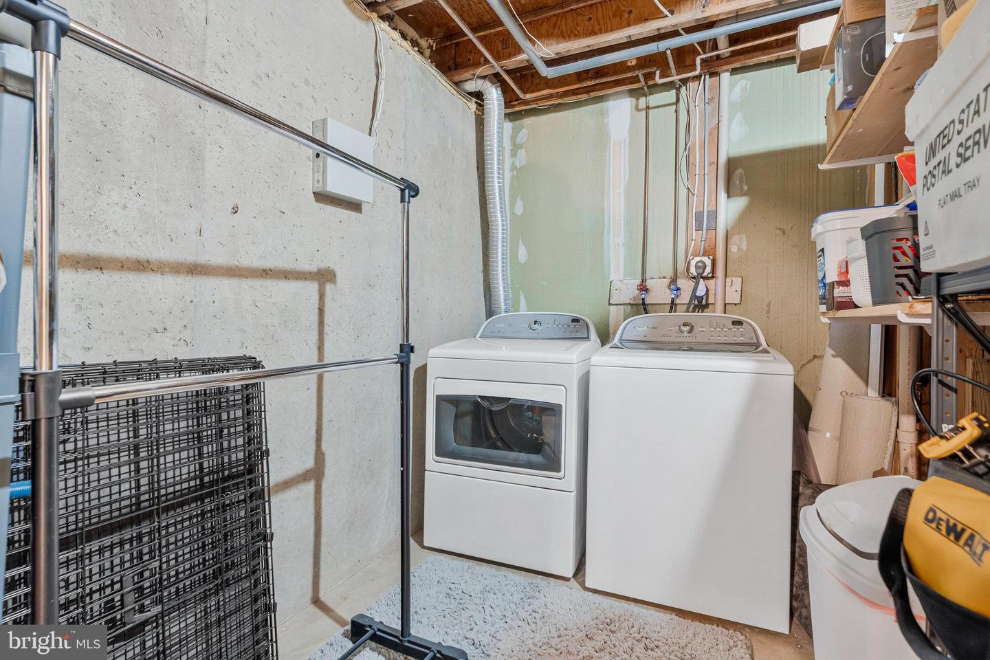 3170 ELLENWOOD DR, FAIRFAX, Virginia 22031, 3 Bedrooms Bedrooms, ,2 BathroomsBathrooms,Residential,For sale,3170 ELLENWOOD DR,VAFX2279944 MLS # VAFX2279944 3170 ELLENWOOD DR, FAIRFAX, Virginia 22031, 3 Bedrooms Bedrooms, ,2 BathroomsBathrooms,Residential,For sale,3170 ELLENWOOD DR,VAFX2279944 MLS # VAFX2279944