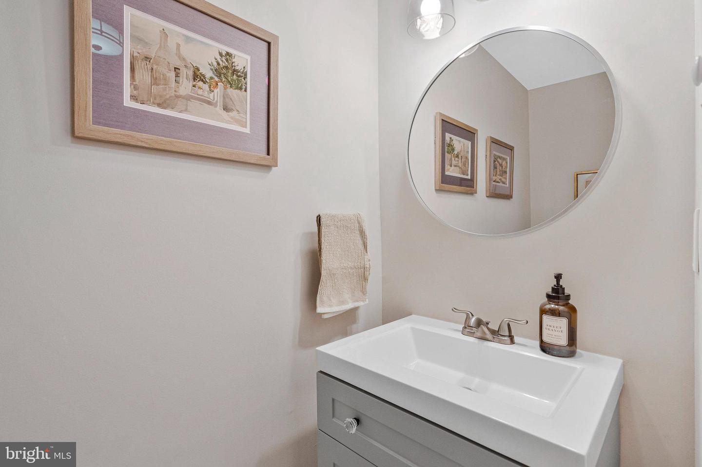 3170 ELLENWOOD DR, FAIRFAX, Virginia 22031, 3 Bedrooms Bedrooms, ,2 BathroomsBathrooms,Residential,For sale,3170 ELLENWOOD DR,VAFX2279944 MLS # VAFX2279944 3170 ELLENWOOD DR, FAIRFAX, Virginia 22031, 3 Bedrooms Bedrooms, ,2 BathroomsBathrooms,Residential,For sale,3170 ELLENWOOD DR,VAFX2279944 MLS # VAFX2279944