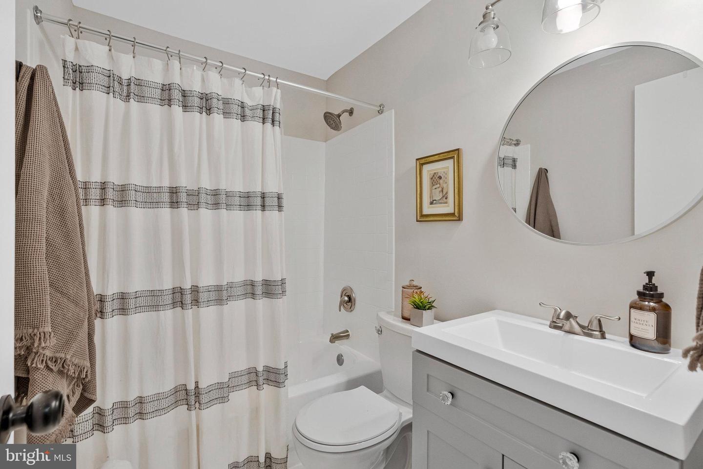 3170 ELLENWOOD DR, FAIRFAX, Virginia 22031, 3 Bedrooms Bedrooms, ,2 BathroomsBathrooms,Residential,For sale,3170 ELLENWOOD DR,VAFX2279944 MLS # VAFX2279944 3170 ELLENWOOD DR, FAIRFAX, Virginia 22031, 3 Bedrooms Bedrooms, ,2 BathroomsBathrooms,Residential,For sale,3170 ELLENWOOD DR,VAFX2279944 MLS # VAFX2279944