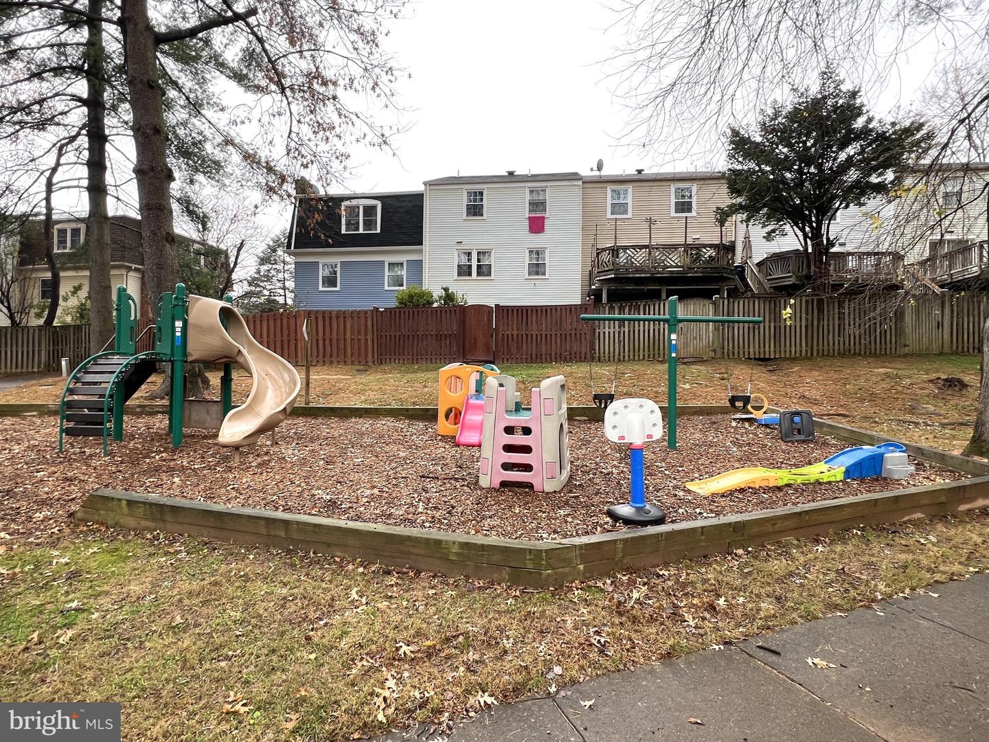 3170 ELLENWOOD DR, FAIRFAX, Virginia 22031, 3 Bedrooms Bedrooms, ,2 BathroomsBathrooms,Residential,For sale,3170 ELLENWOOD DR,VAFX2279944 MLS # VAFX2279944 3170 ELLENWOOD DR, FAIRFAX, Virginia 22031, 3 Bedrooms Bedrooms, ,2 BathroomsBathrooms,Residential,For sale,3170 ELLENWOOD DR,VAFX2279944 MLS # VAFX2279944