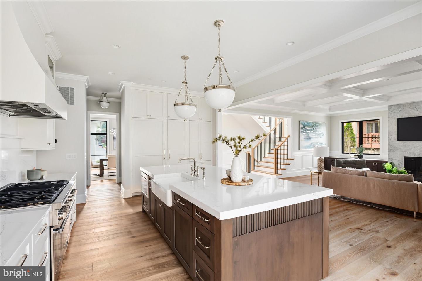 5908 CALLA DR, MCLEAN, Virginia 22101, 6 Bedrooms Bedrooms, ,6 BathroomsBathrooms,Residential,For sale,5908 CALLA DR,VAFX2237522 MLS # VAFX2237522