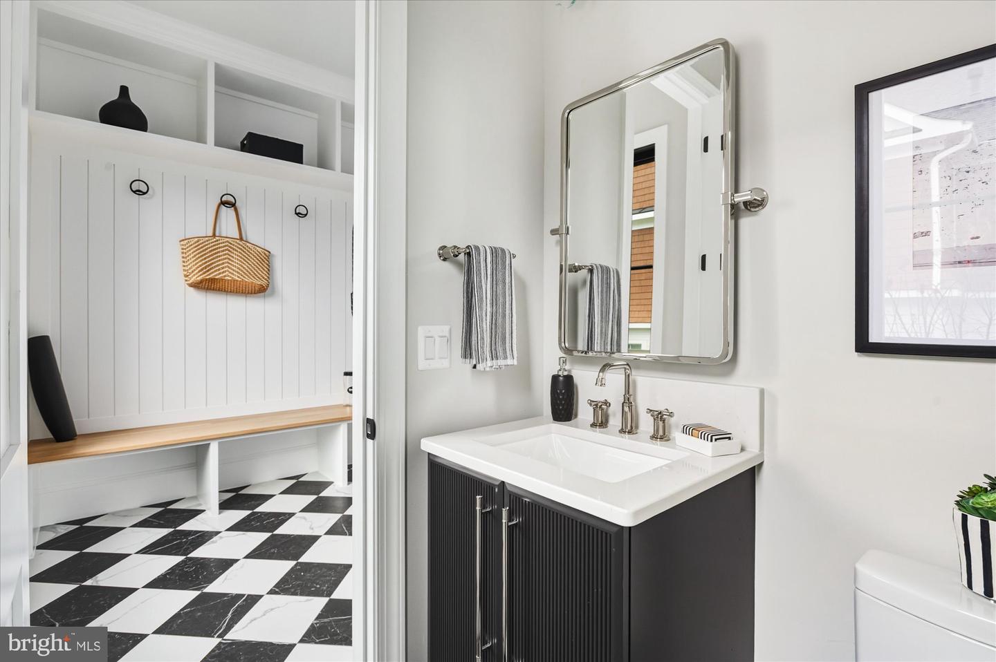 5908 CALLA DR, MCLEAN, Virginia 22101, 6 Bedrooms Bedrooms, ,6 BathroomsBathrooms,Residential,For sale,5908 CALLA DR,VAFX2237522 MLS # VAFX2237522