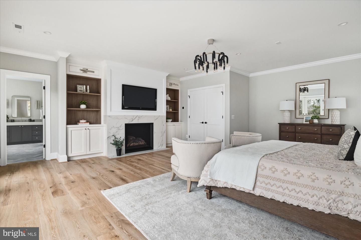 5908 CALLA DR, MCLEAN, Virginia 22101, 6 Bedrooms Bedrooms, ,6 BathroomsBathrooms,Residential,For sale,5908 CALLA DR,VAFX2237522 MLS # VAFX2237522