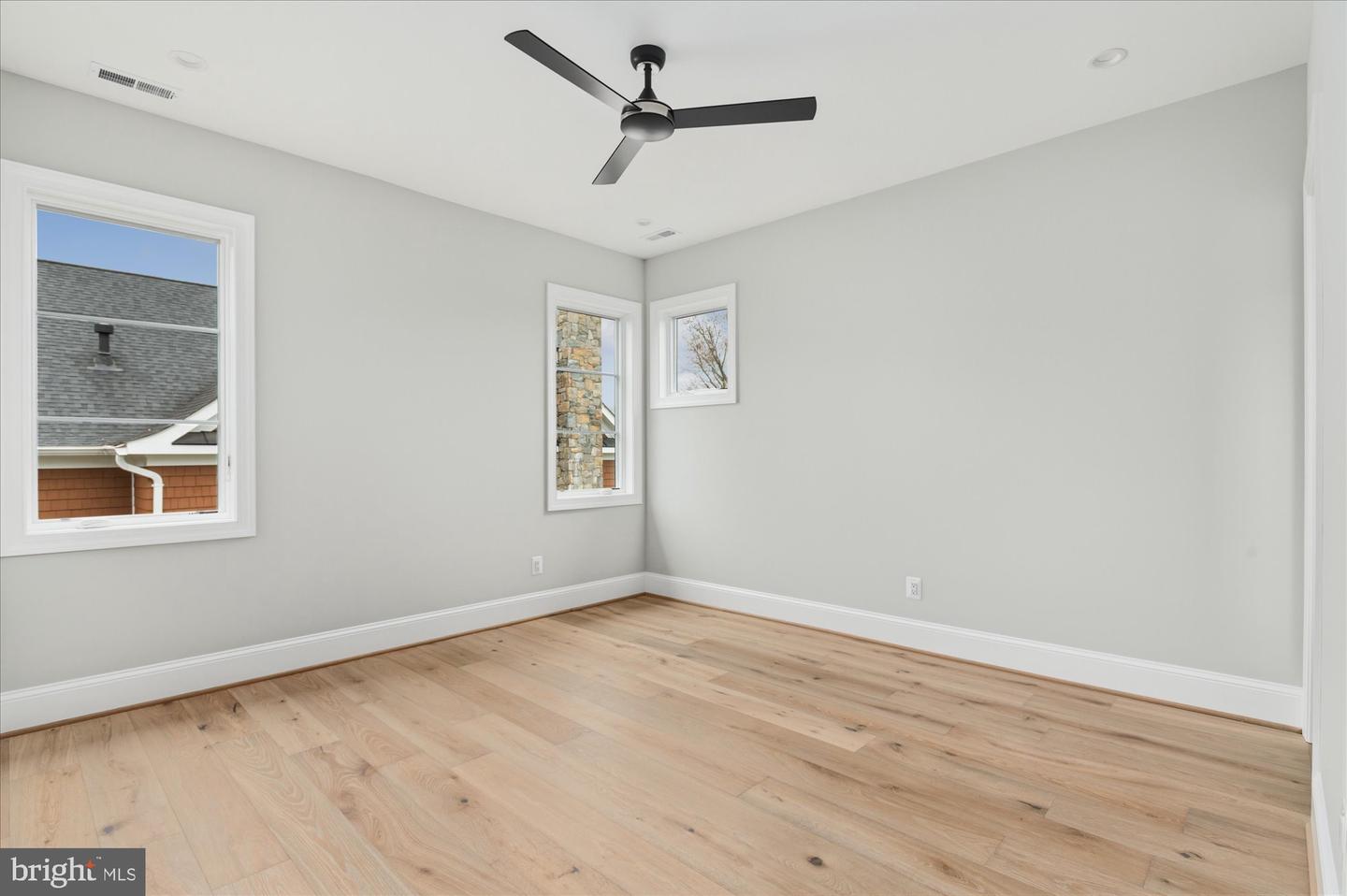 5908 CALLA DR, MCLEAN, Virginia 22101, 6 Bedrooms Bedrooms, ,6 BathroomsBathrooms,Residential,For sale,5908 CALLA DR,VAFX2237522 MLS # VAFX2237522