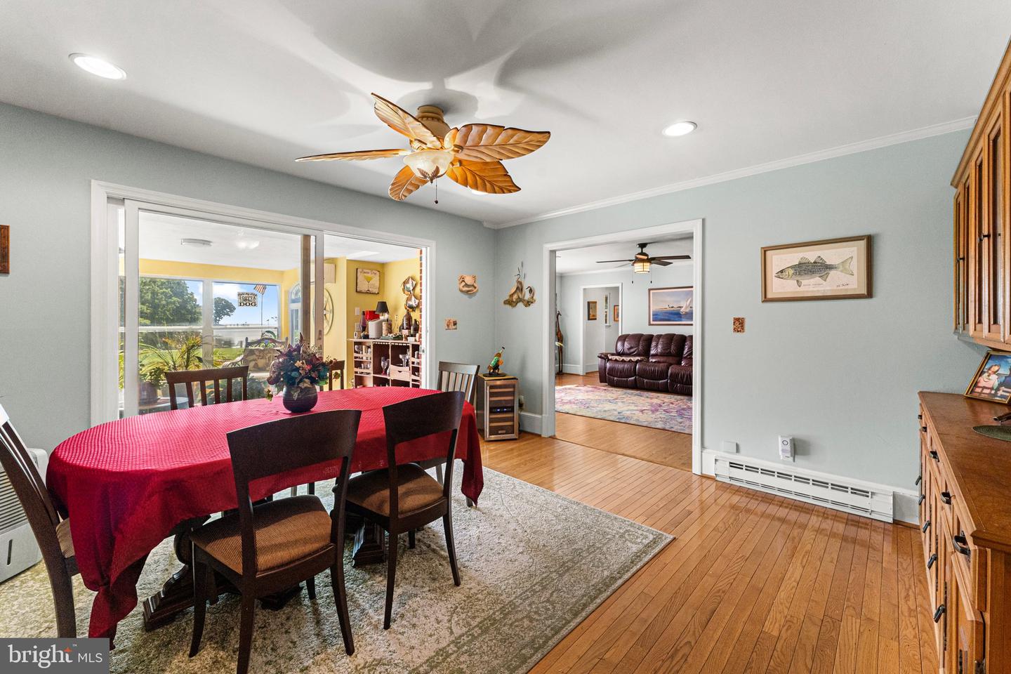 77 KENT COVE RD, KILMARNOCK, Virginia 22482, 3 Bedrooms Bedrooms, 7 Rooms Rooms,3 BathroomsBathrooms,Residential,For sale,77 KENT COVE RD,VANV2001666 MLS # VANV2001666