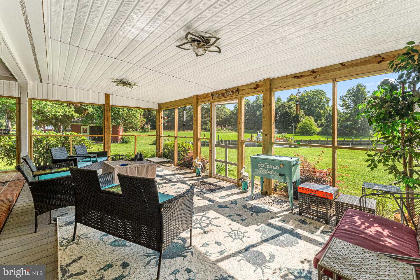 77 KENT COVE RD, KILMARNOCK, Virginia 22482, 3 Bedrooms Bedrooms, 7 Rooms Rooms,3 BathroomsBathrooms,Residential,For sale,77 KENT COVE RD,VANV2001666 MLS # VANV2001666