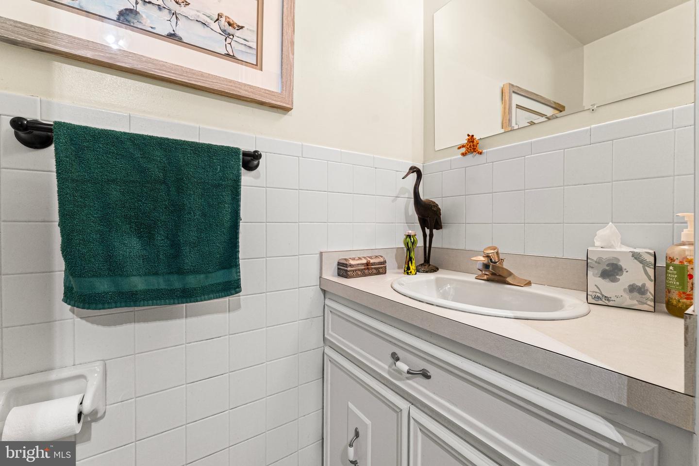 77 KENT COVE RD, KILMARNOCK, Virginia 22482, 3 Bedrooms Bedrooms, 7 Rooms Rooms,3 BathroomsBathrooms,Residential,For sale,77 KENT COVE RD,VANV2001666 MLS # VANV2001666