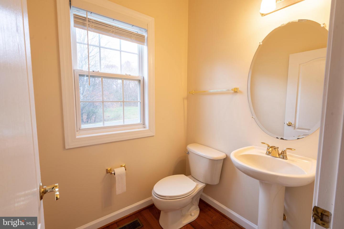 4 KIRBY LN, STAFFORD, Virginia 22554, 5 Bedrooms Bedrooms, ,4 BathroomsBathrooms,Residential,For sale,4 KIRBY LN,VAST2040638 MLS # VAST2040638