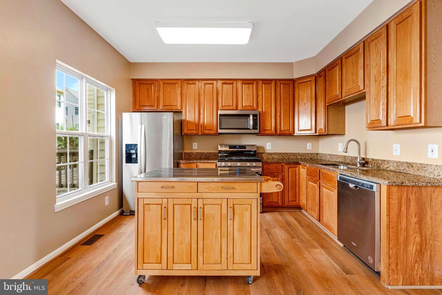 2546 JAMES MAURY DR, HERNDON, Virginia 20171, 3 Bedrooms Bedrooms, ,3 BathroomsBathrooms,Residential,For sale,2546 JAMES MAURY DR,VAFX2263306 MLS # VAFX2263306