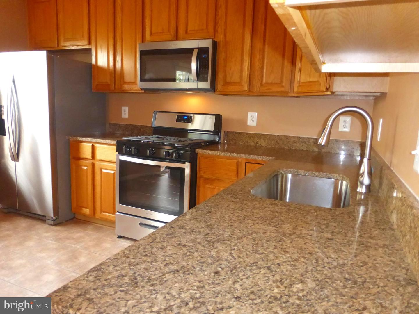 2546 JAMES MAURY DR, HERNDON, Virginia 20171, 3 Bedrooms Bedrooms, ,3 BathroomsBathrooms,Residential,For sale,2546 JAMES MAURY DR,VAFX2263306 MLS # VAFX2263306