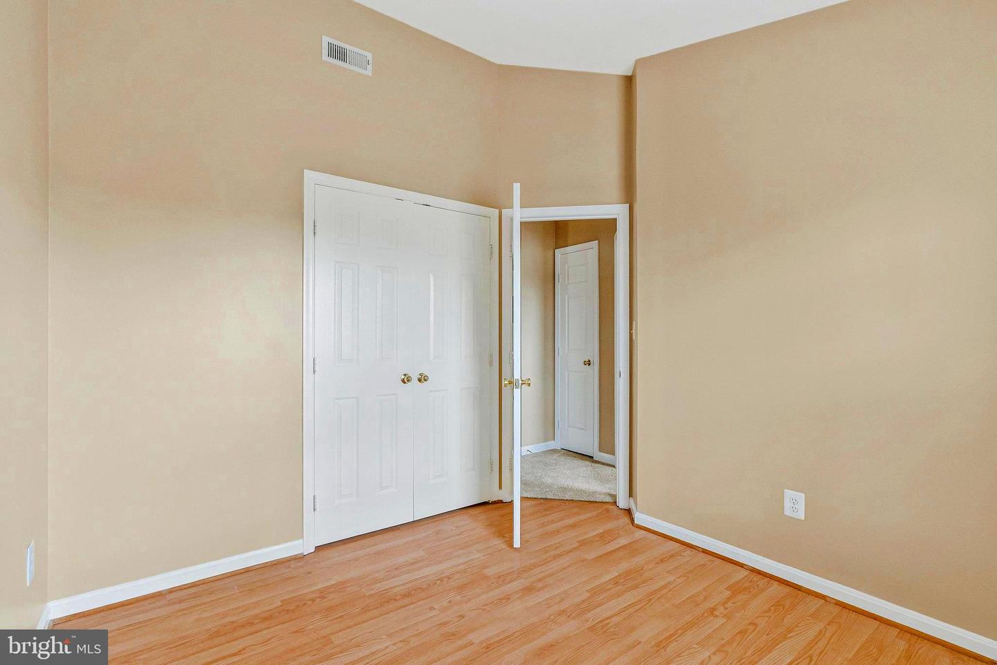 2546 JAMES MAURY DR, HERNDON, Virginia 20171, 3 Bedrooms Bedrooms, ,3 BathroomsBathrooms,Residential,For sale,2546 JAMES MAURY DR,VAFX2263306 MLS # VAFX2263306