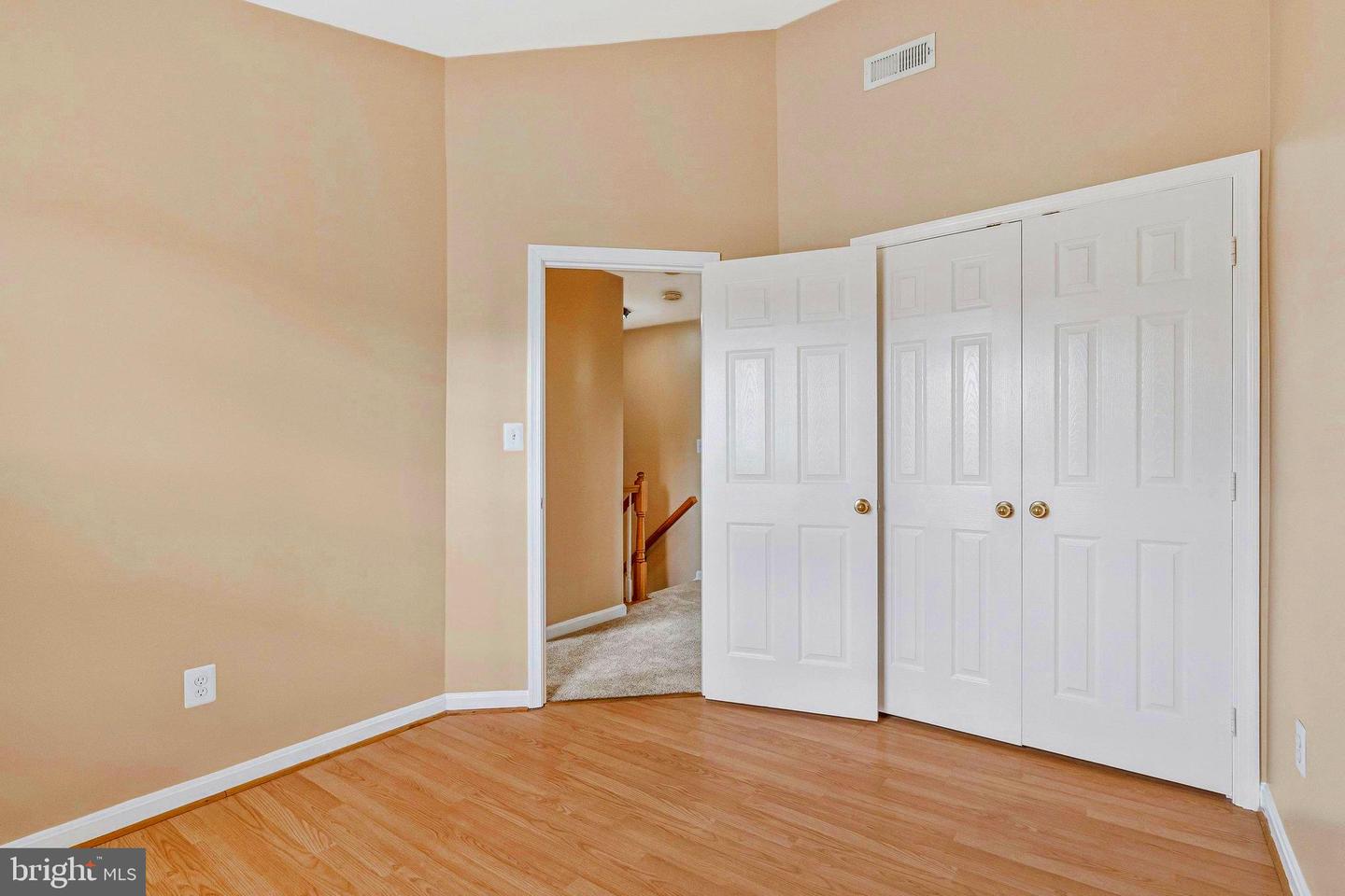 2546 JAMES MAURY DR, HERNDON, Virginia 20171, 3 Bedrooms Bedrooms, ,3 BathroomsBathrooms,Residential,For sale,2546 JAMES MAURY DR,VAFX2263306 MLS # VAFX2263306