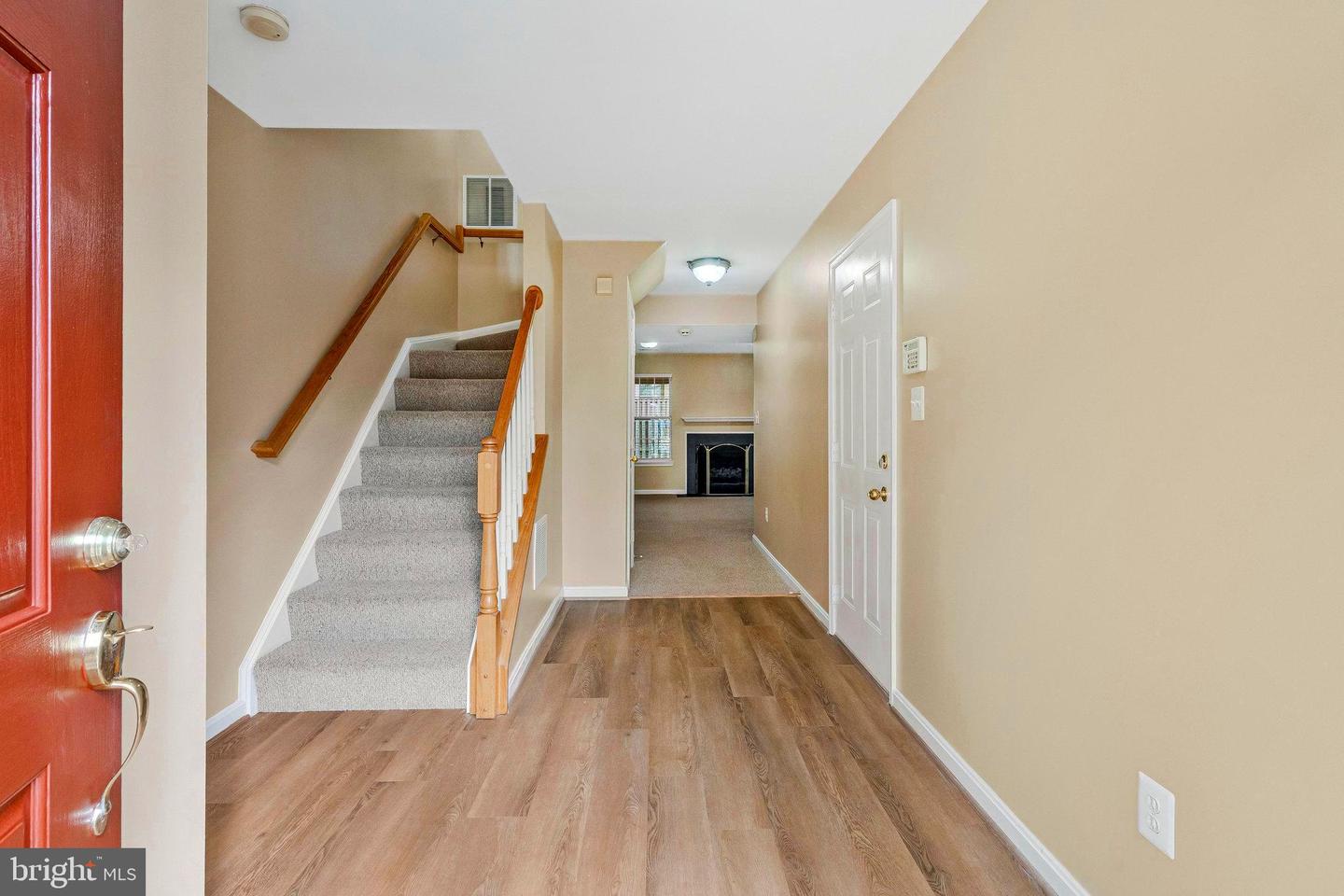 2546 JAMES MAURY DR, HERNDON, Virginia 20171, 3 Bedrooms Bedrooms, ,3 BathroomsBathrooms,Residential,For sale,2546 JAMES MAURY DR,VAFX2263306 MLS # VAFX2263306