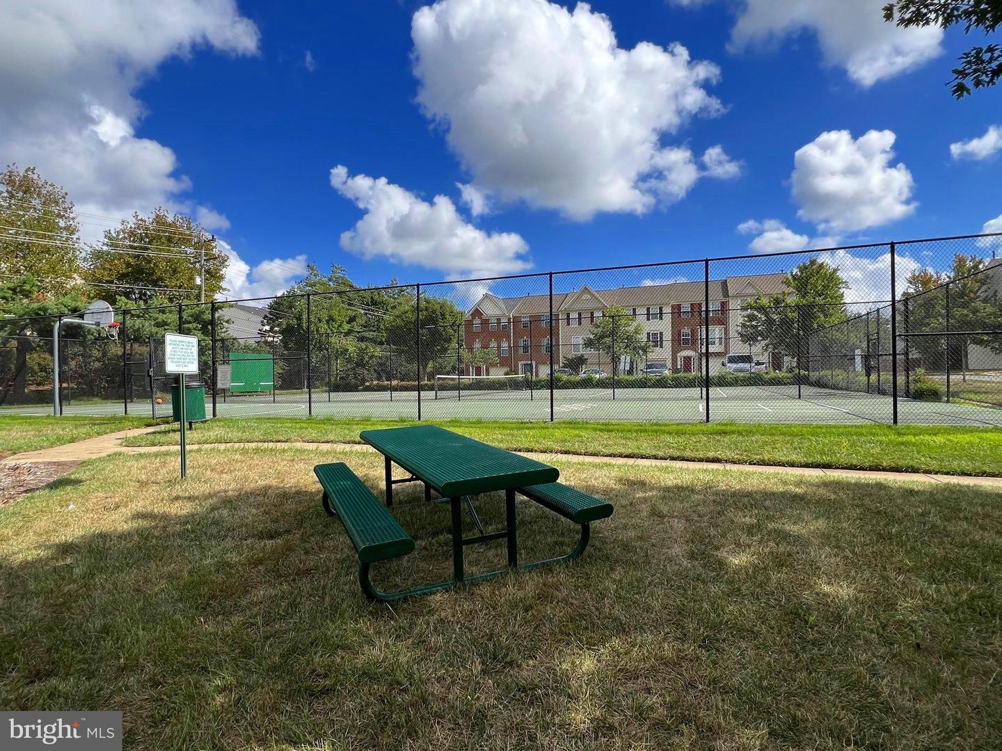 2546 JAMES MAURY DR, HERNDON, Virginia 20171, 3 Bedrooms Bedrooms, ,3 BathroomsBathrooms,Residential,For sale,2546 JAMES MAURY DR,VAFX2263306 MLS # VAFX2263306