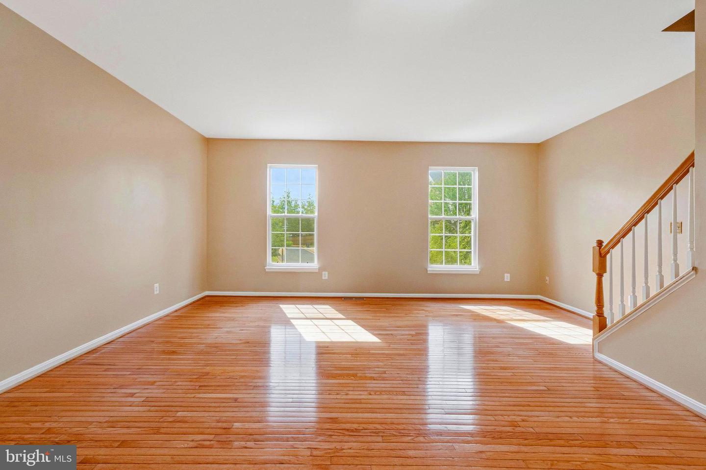 2546 JAMES MAURY DR, HERNDON, Virginia 20171, 3 Bedrooms Bedrooms, ,3 BathroomsBathrooms,Residential,For sale,2546 JAMES MAURY DR,VAFX2263306 MLS # VAFX2263306