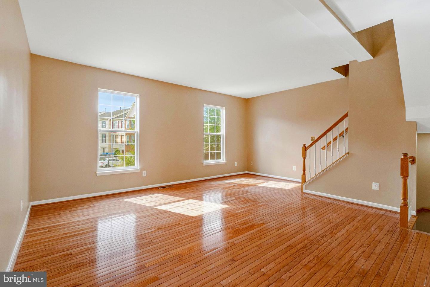 2546 JAMES MAURY DR, HERNDON, Virginia 20171, 3 Bedrooms Bedrooms, ,3 BathroomsBathrooms,Residential,For sale,2546 JAMES MAURY DR,VAFX2263306 MLS # VAFX2263306