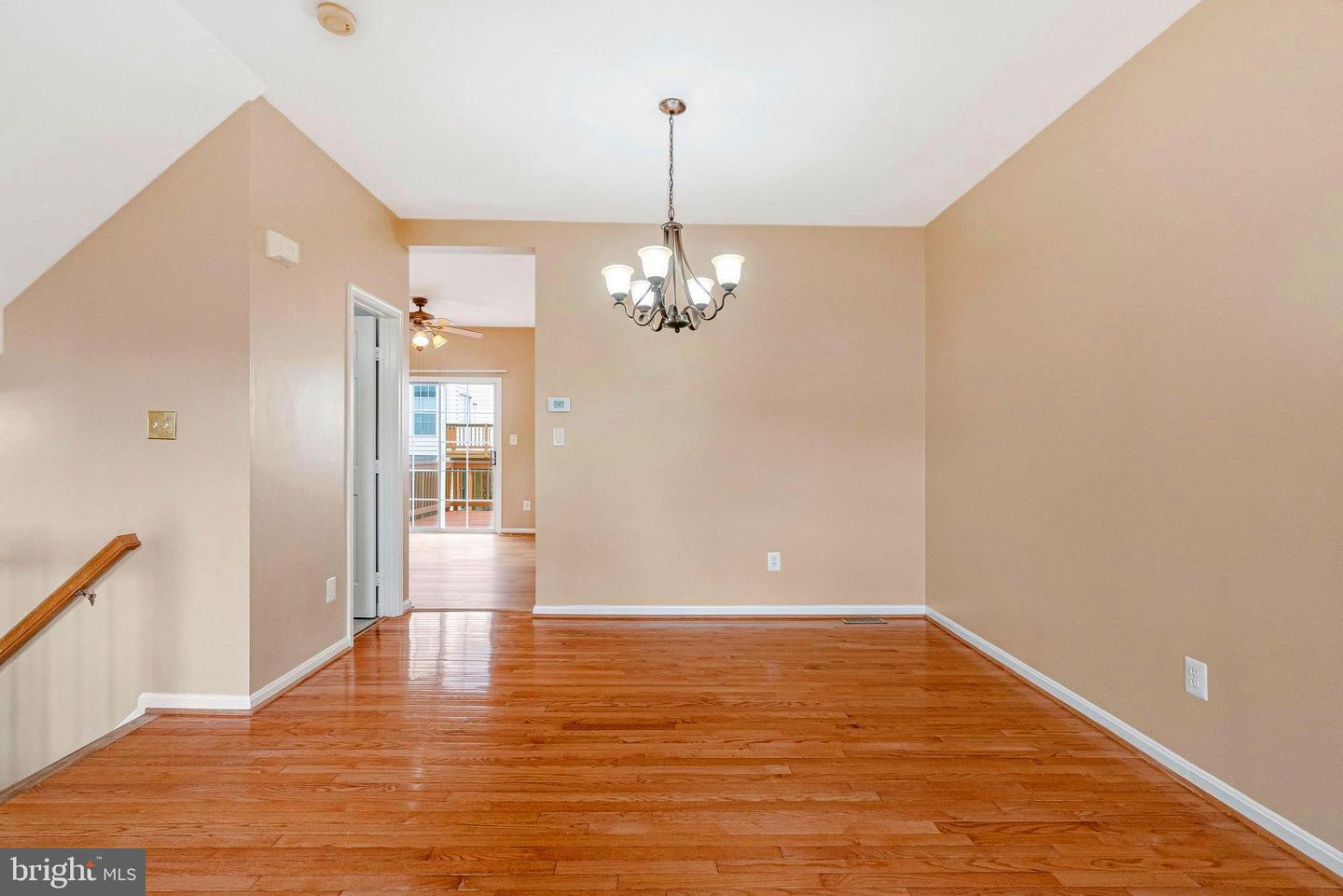 2546 JAMES MAURY DR, HERNDON, Virginia 20171, 3 Bedrooms Bedrooms, ,3 BathroomsBathrooms,Residential,For sale,2546 JAMES MAURY DR,VAFX2263306 MLS # VAFX2263306